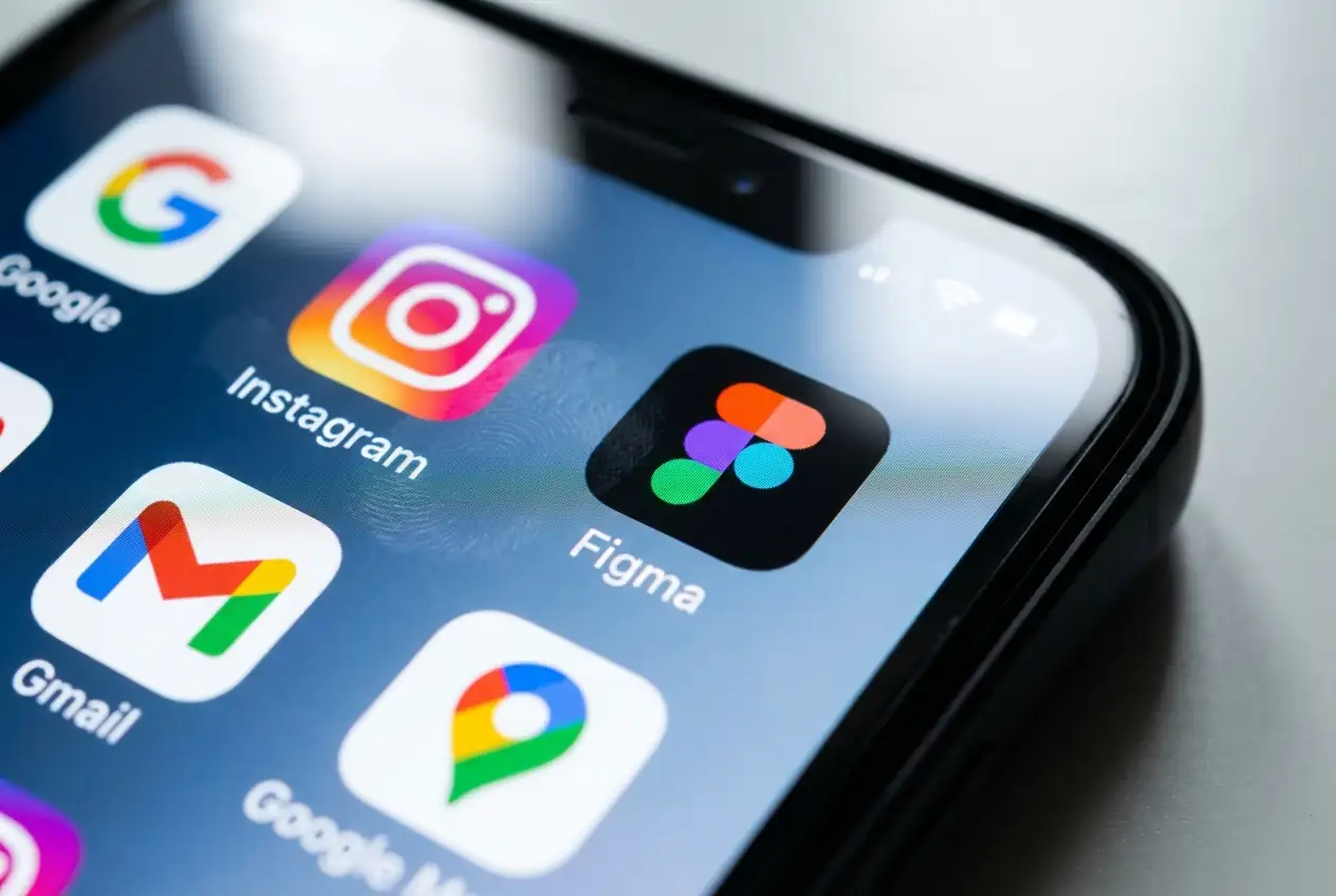 Figma Pops 4.4% Before Earnings, But Can AI Credits Turn a Money-Losing Design Platform Into a Profit Machine?